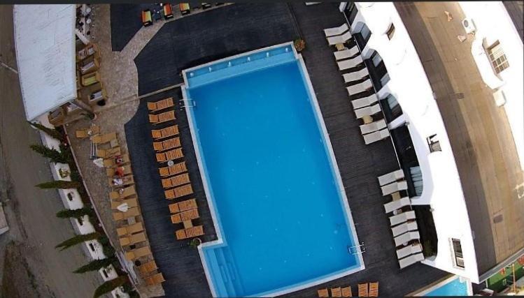 Sunborn Hotel Golem  Esterno foto