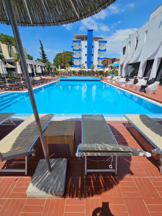 Sunborn Hotel Golem  Esterno foto
