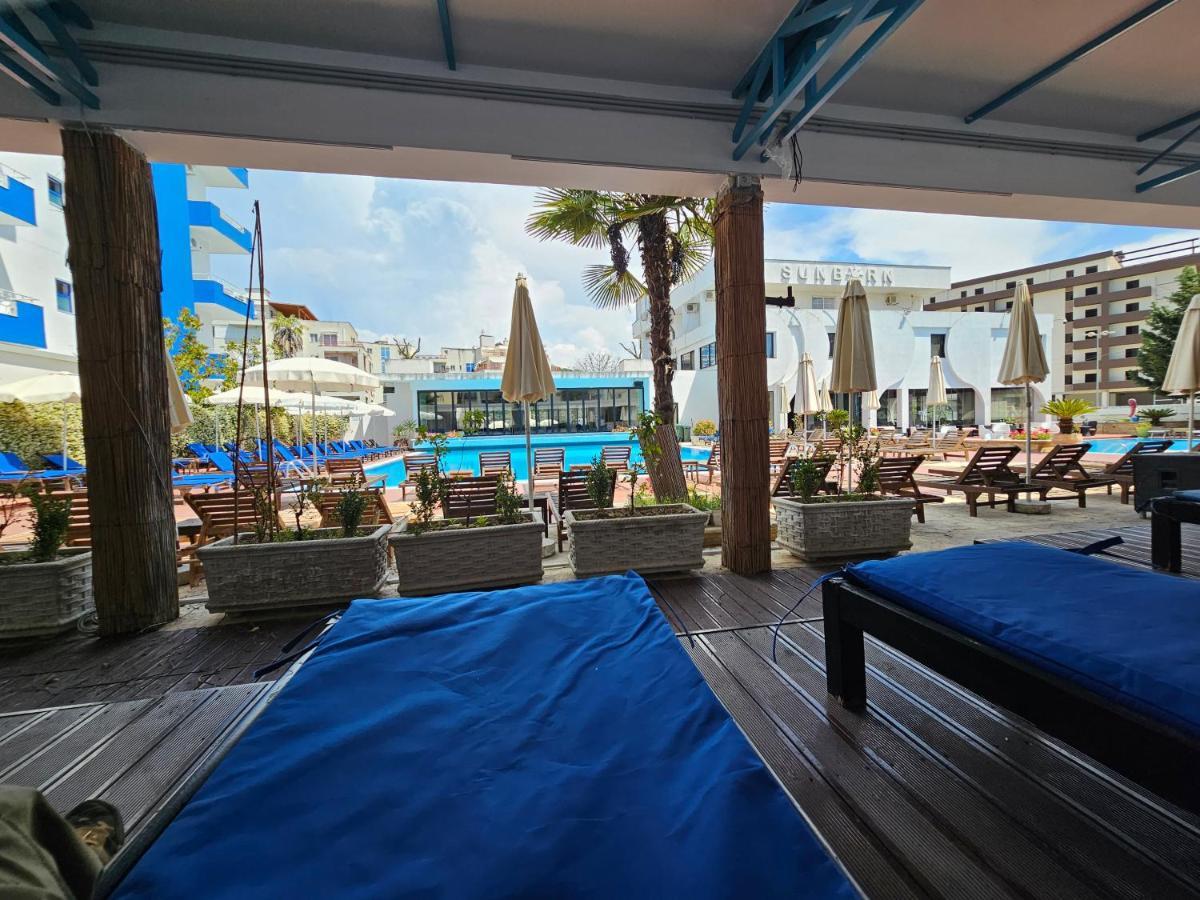 Sunborn Hotel Golem  Esterno foto