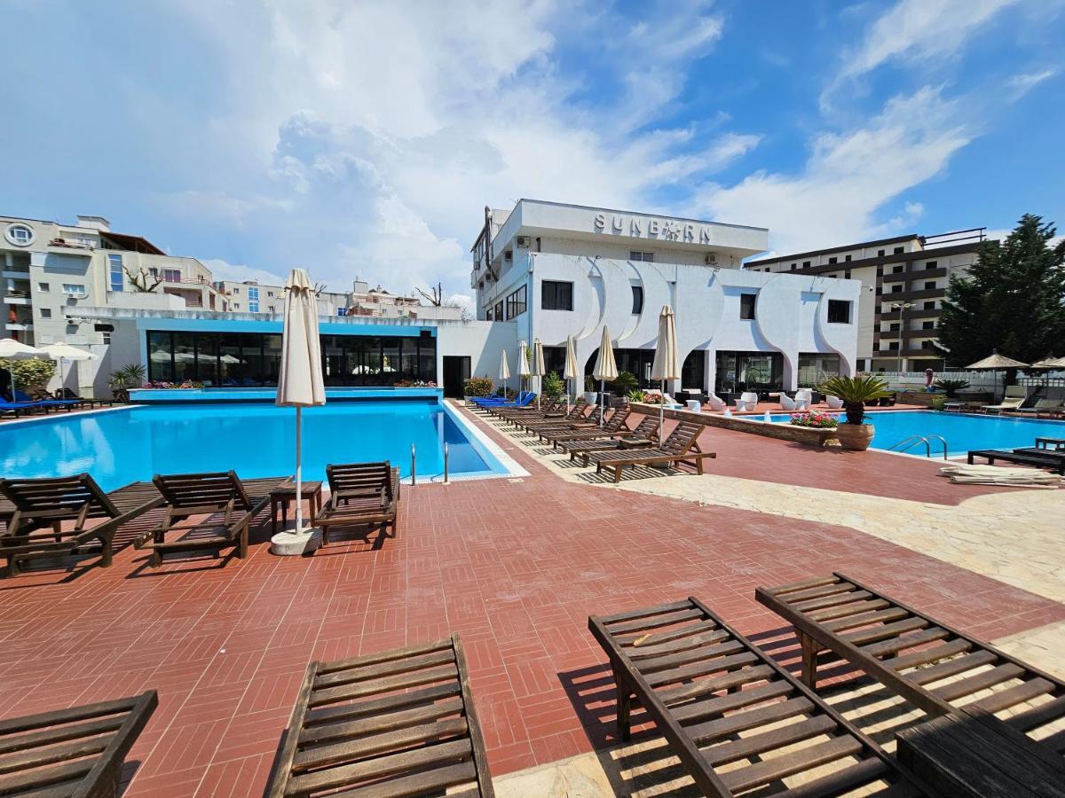 Sunborn Hotel Golem  Esterno foto