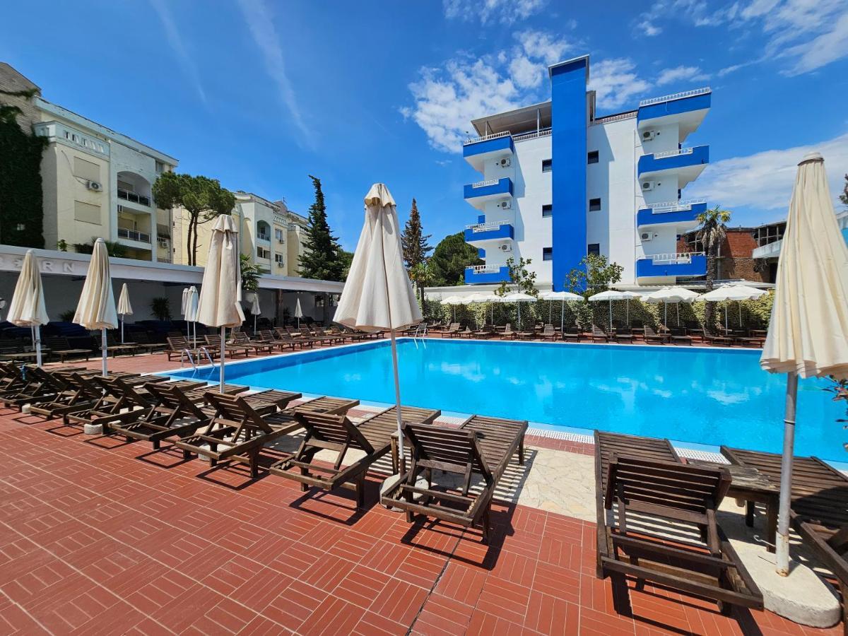 Sunborn Hotel Golem  Esterno foto