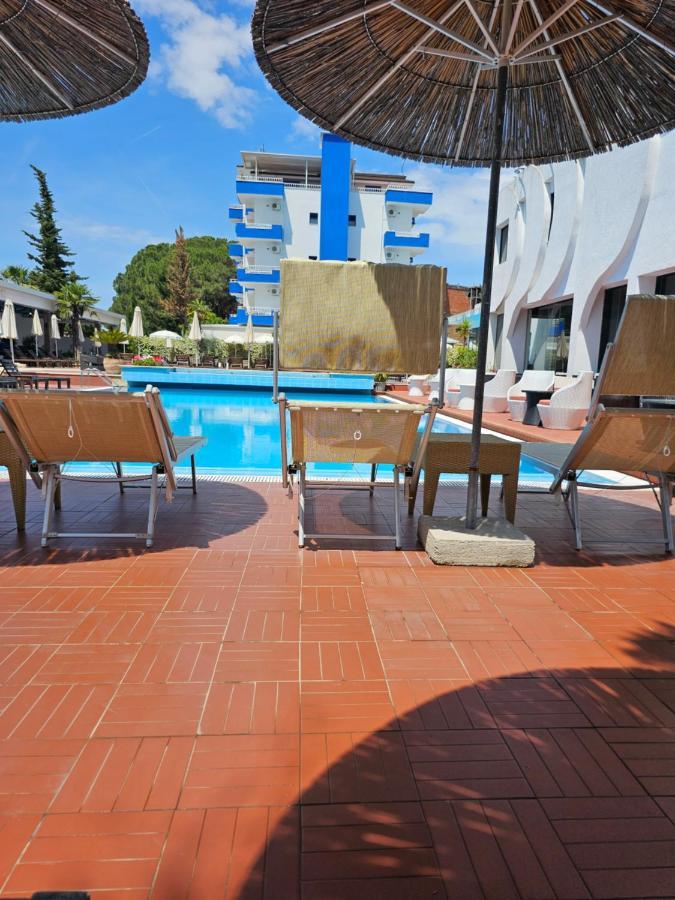 Sunborn Hotel Golem  Esterno foto